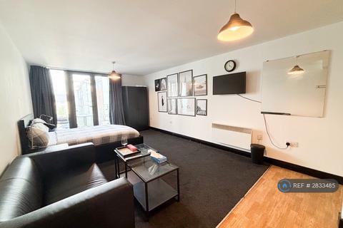 undefined, Worsdell Drive, Gateshead, NE8