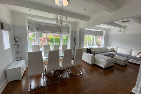 undefined, Crampton Drive, Hale Barns, Altrincham
