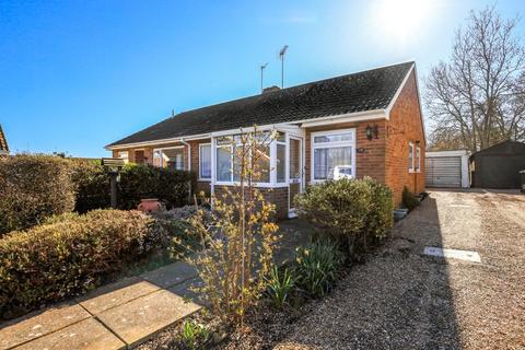 2 bedroom bungalow for sale, Horam Park Close, Horam, Heathfield, East Sussex, TN21