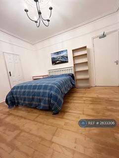 undefined, Ferndale Road, Swindon, SN2