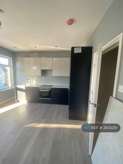 2 bedroom flat to rent, St John's Avenue, London, NW10