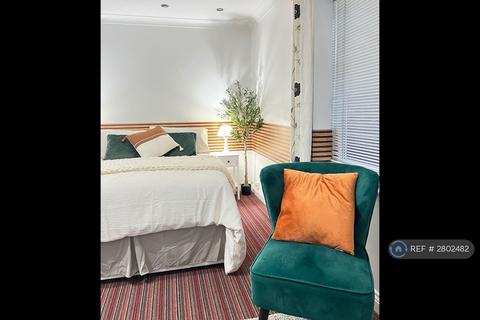 1 bedroom in a house share to rent, Wavers Marston, Birmingham, B37