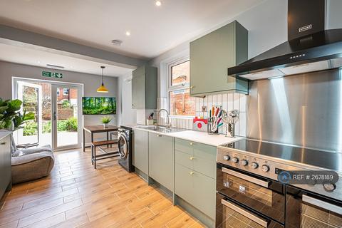 1 bedroom in a house share to rent, Argyle St, Reading, RG1