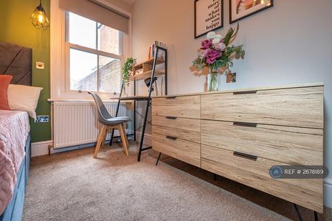 1 bedroom in a house share to rent, Argyle St, Reading, RG1