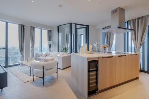 2 bedroom flat to rent, Nine Elms Lane London SW8