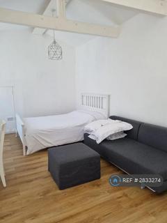undefined, Elsrick Avenue, Morden, SM4