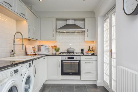 2 bedroom apartment for sale, Pastoral Way, Warley, Brentwood