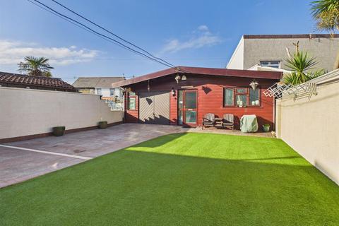 3 bedroom semi-detached house for sale, St. Johns Drive, Porthcawl CF36