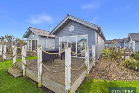2 bedroom lodge for sale, Turtle Close, Moor Road, Filey