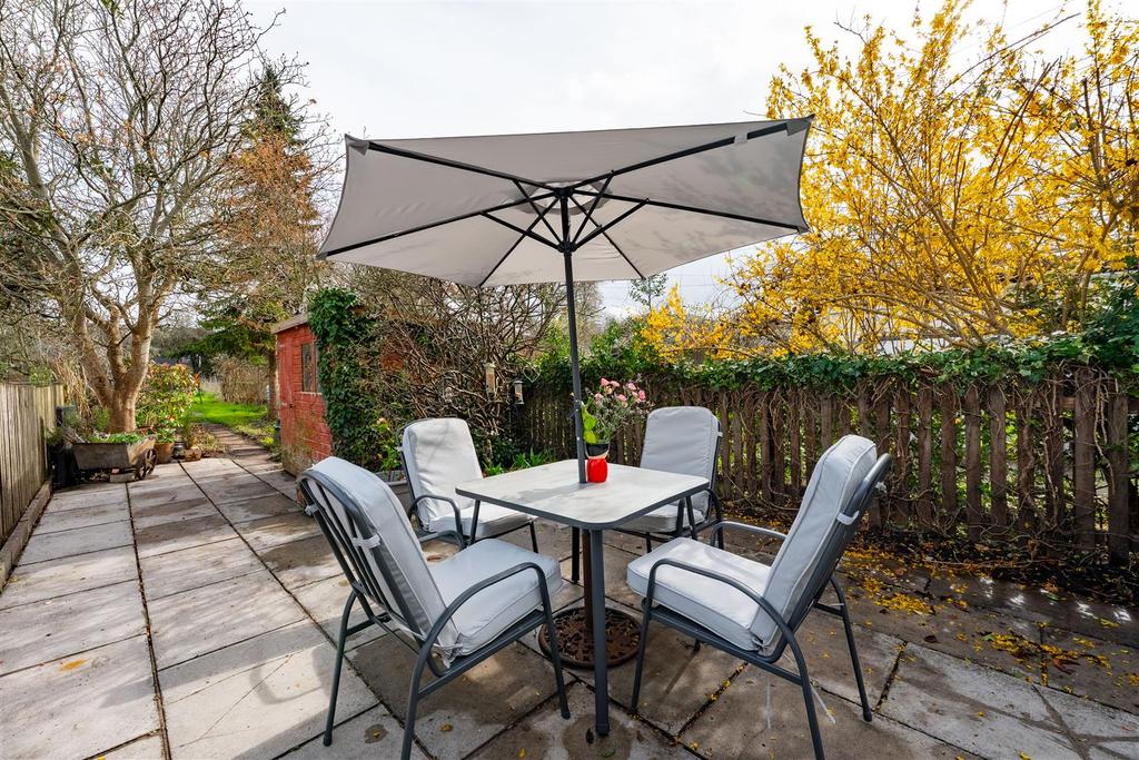 5 The Cottages, Station Road Wrington BS40 5 LH -54