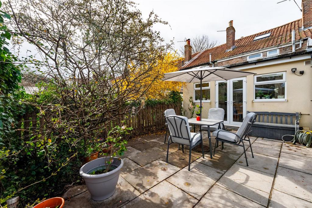 5 The Cottages, Station Road Wrington BS40 5 LH -55