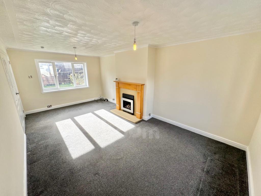 Oakwood Drive, Beith lounge photo