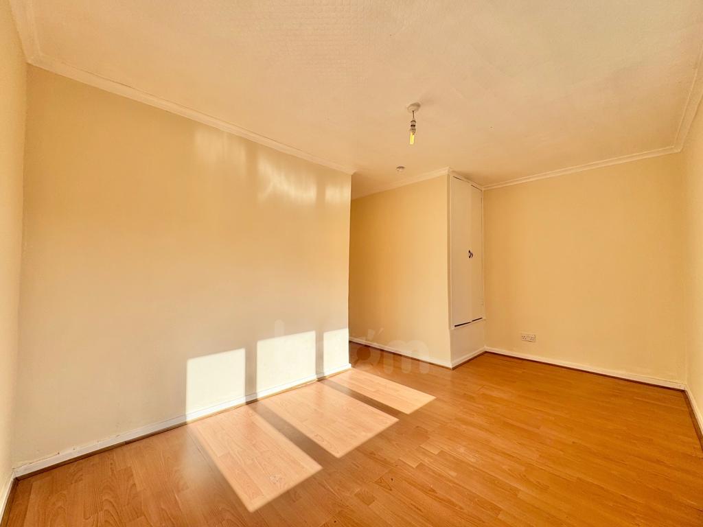 Oakwood Drive, Beith bed two