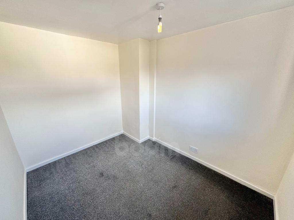 Oakwood Drive, Beith bedroom three