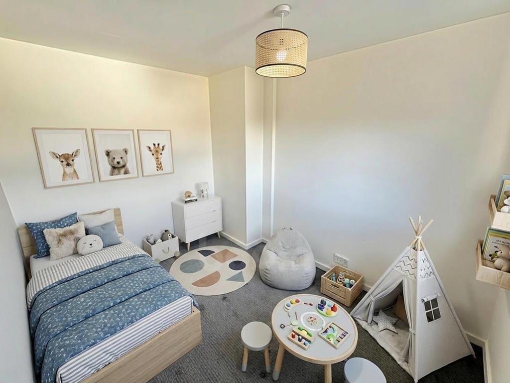 Oakwood Drive, Beith bedroom three AI