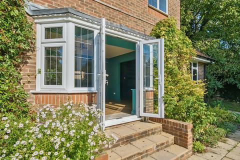 undefined, Bath Road, Marlborough, SN8