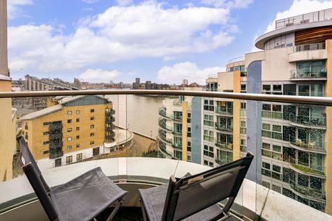 1 bedroom flat to rent, Bridges Court Road, London, SW11