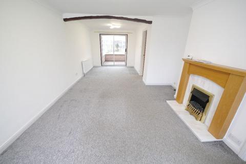 3 bedroom semi-detached house to rent, Melness Road, Hazlerigg, Newcastle upon Tyne
