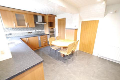 3 bedroom semi-detached house to rent, Melness Road, Hazlerigg, Newcastle upon Tyne
