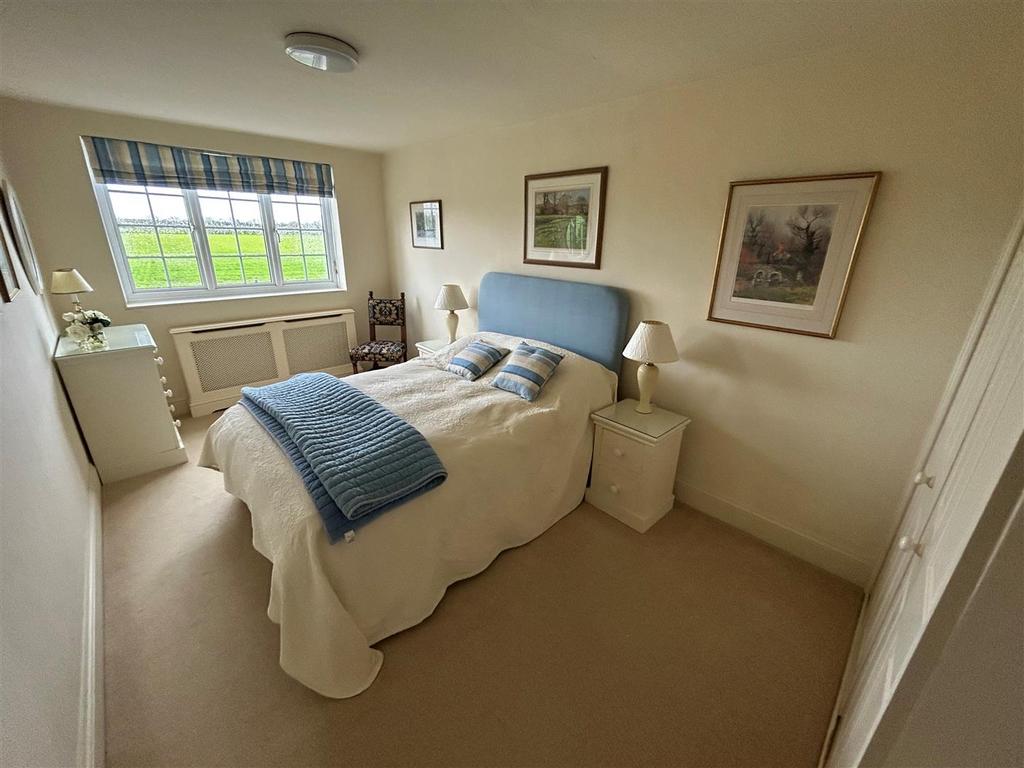 Bedroom.jpg