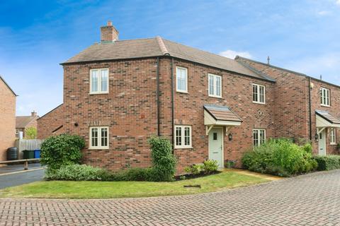 3 bedroom end of terrace house for sale, Flanders Close, Bicester