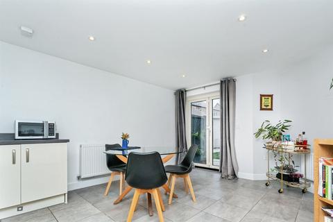 3 bedroom end of terrace house for sale, Flanders Close, Bicester