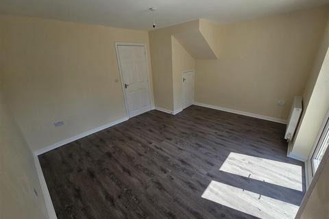 2 bedroom semi-detached house to rent, 6 Babbington CloseIlkestonDerbyshire
