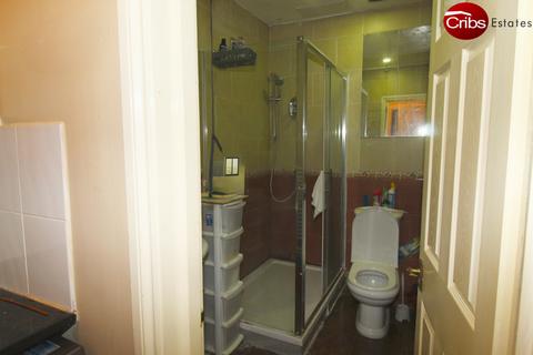 1 bedroom in a house share to rent, Kingston Vale, SW15