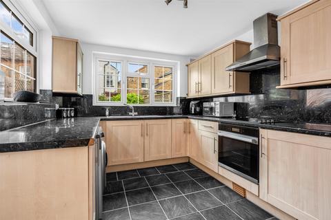 2 bedroom terraced house for sale, Parkhurst Road, Bengeo SG14