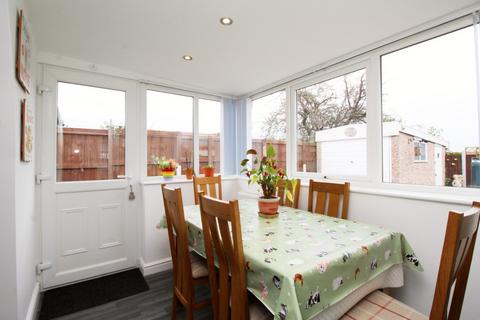 3 bedroom bungalow for sale, Tynewydd Road, Denbighshire LL18
