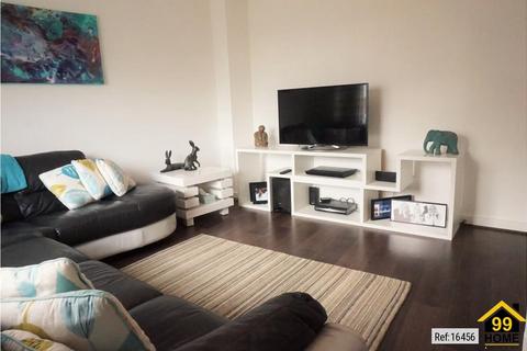 3 bedroom terraced house to rent, Stanford Road, Colchester, Essex, CO4