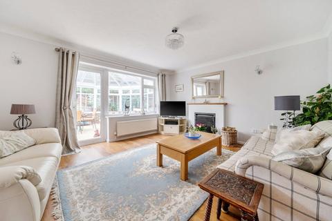 undefined, The Spinney, Hampshire RG27