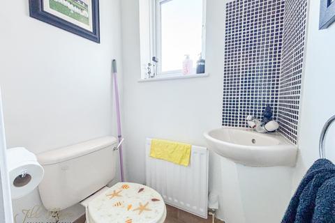3 bedroom semi-detached house for sale, Thornbridge, Washington NE38