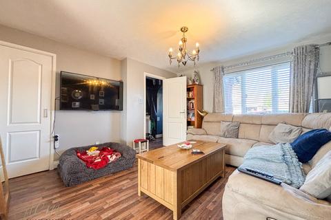3 bedroom semi-detached house for sale, Thornbridge, Washington NE38