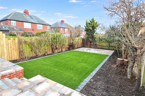 4 bedroom semi-detached house for sale, Seacrest Avenue, Cullercoats, NE30