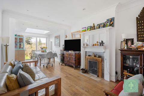 5 bedroom semi-detached house for sale, Winchmore Hill Road, Southgate, N14