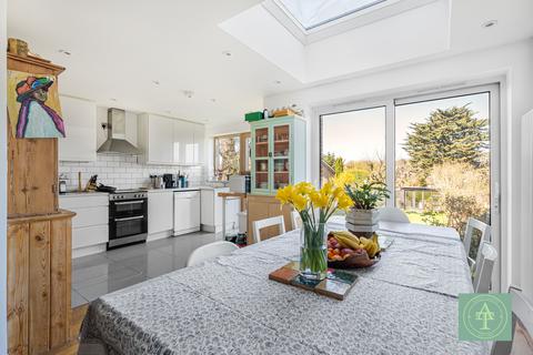 5 bedroom semi-detached house for sale, Winchmore Hill Road, Southgate, N14