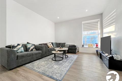 2 bedroom flat to rent, Quayside, Chatham Maritime, Chatham, Kent, ME4
