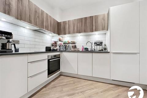 2 bedroom flat to rent, Quayside, Chatham Maritime, Chatham, Kent, ME4