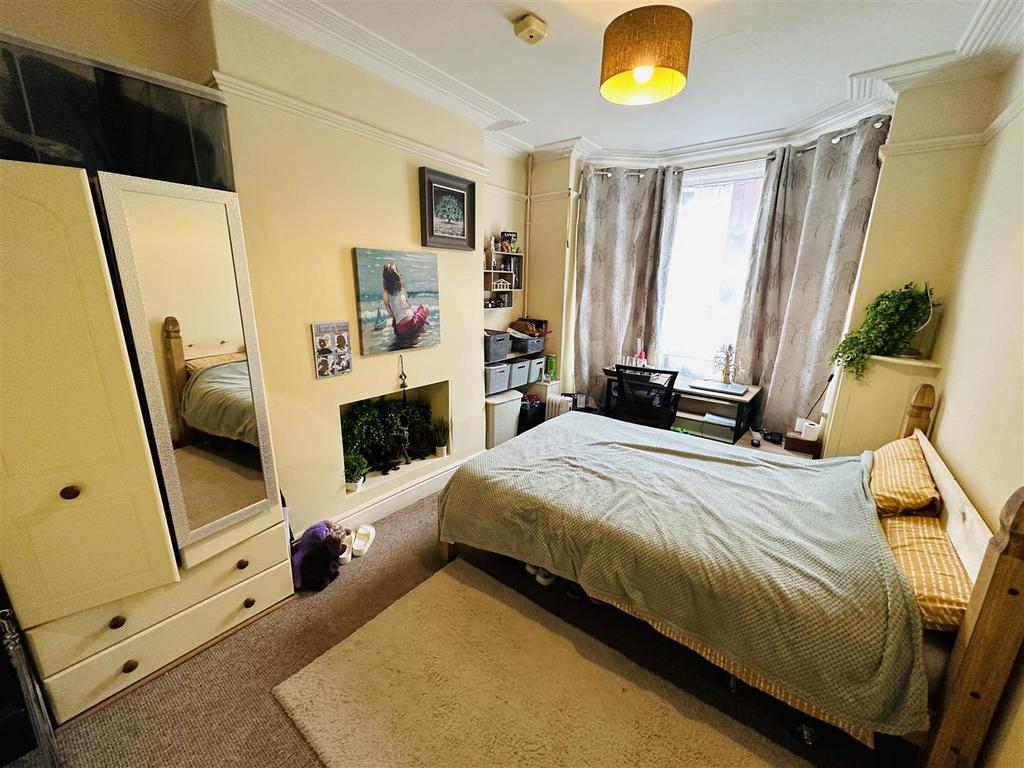 Dining Room/ Bedroom Four