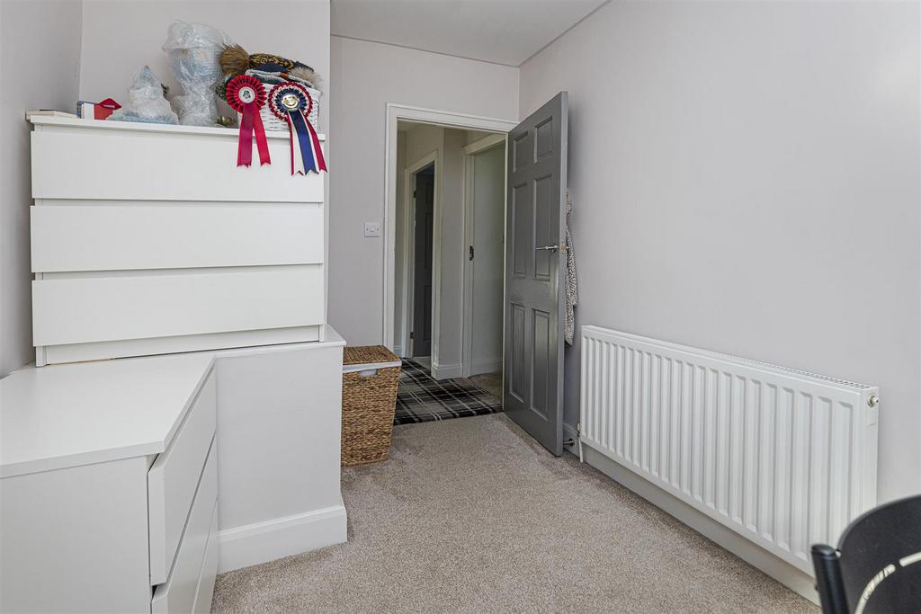 Bramleys Estate Agents - Warburton - Emley (9).jpg