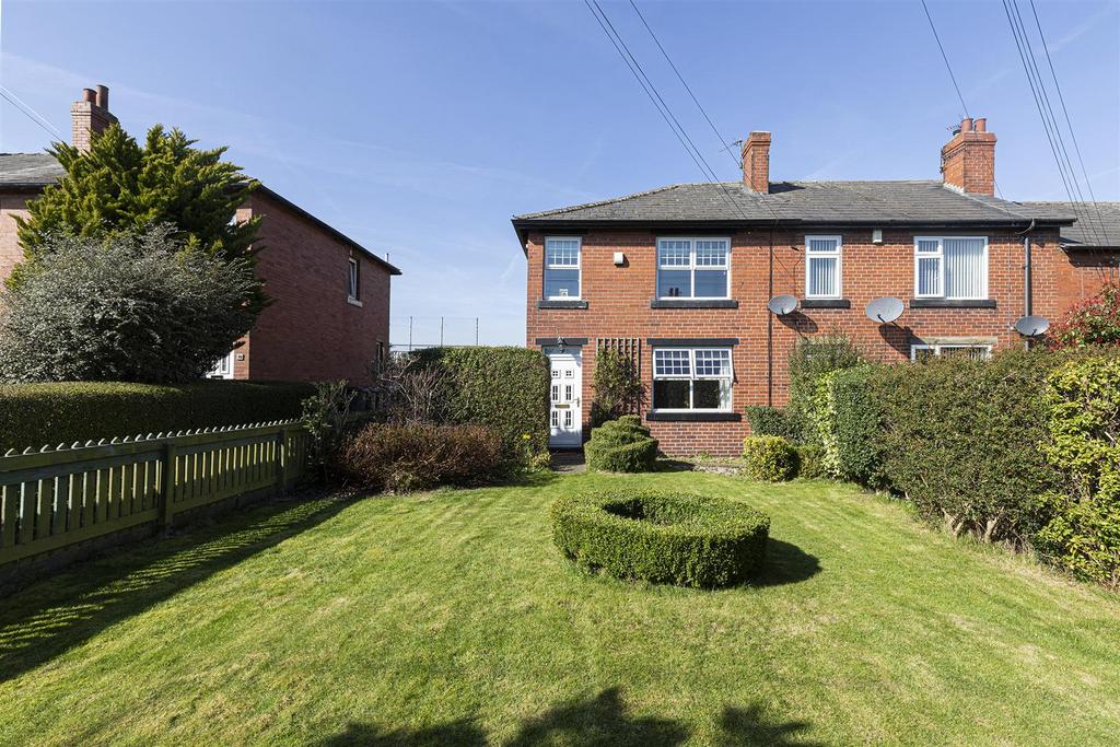 Bramleys Estate Agents - Warburton - Emley (22).jp