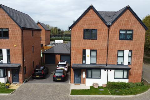 undefined, Presentation Way, Berkshire RG30