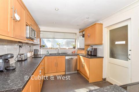 6 bedroom detached house for sale, Elmleigh Road, Havant, Hampshire