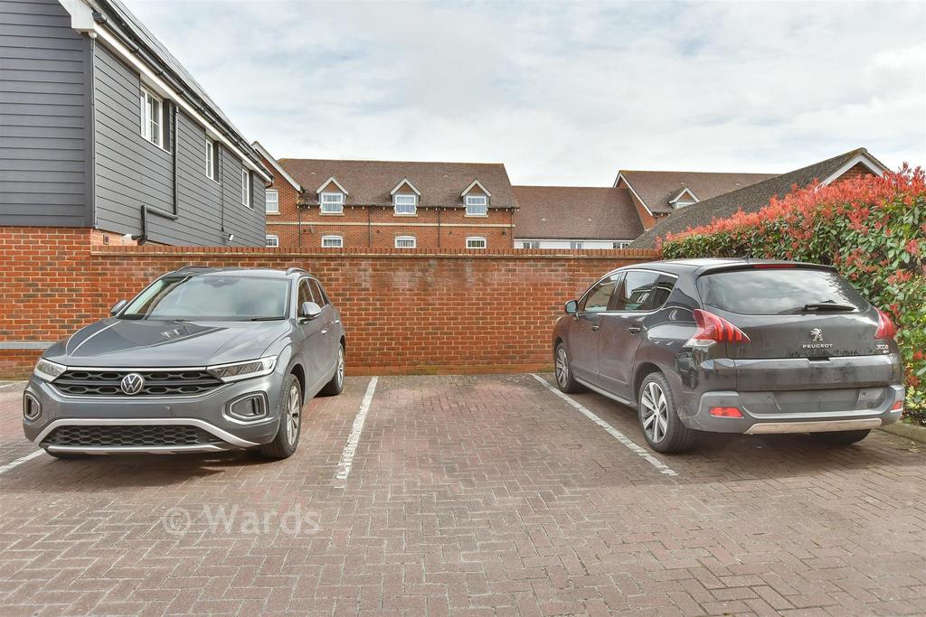 Driveway/Parking