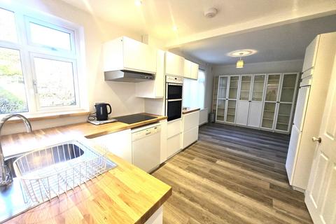 3 bedroom detached house to rent, Carlton, Nottingham NG4