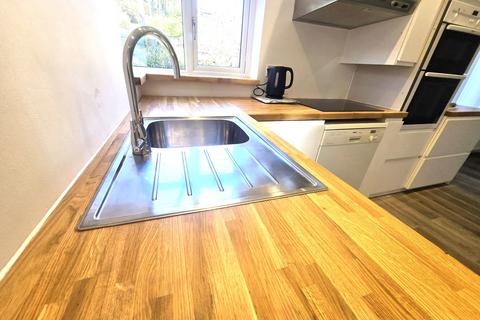 3 bedroom detached house to rent, Carlton, Nottingham NG4