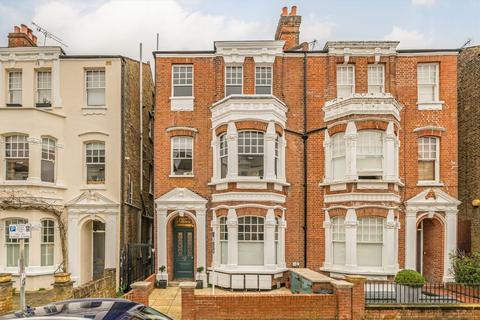 2 bedroom flat for sale, Carmalt Gardens, London SW15