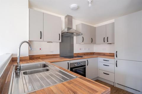 undefined, Woodlands Close, WF12