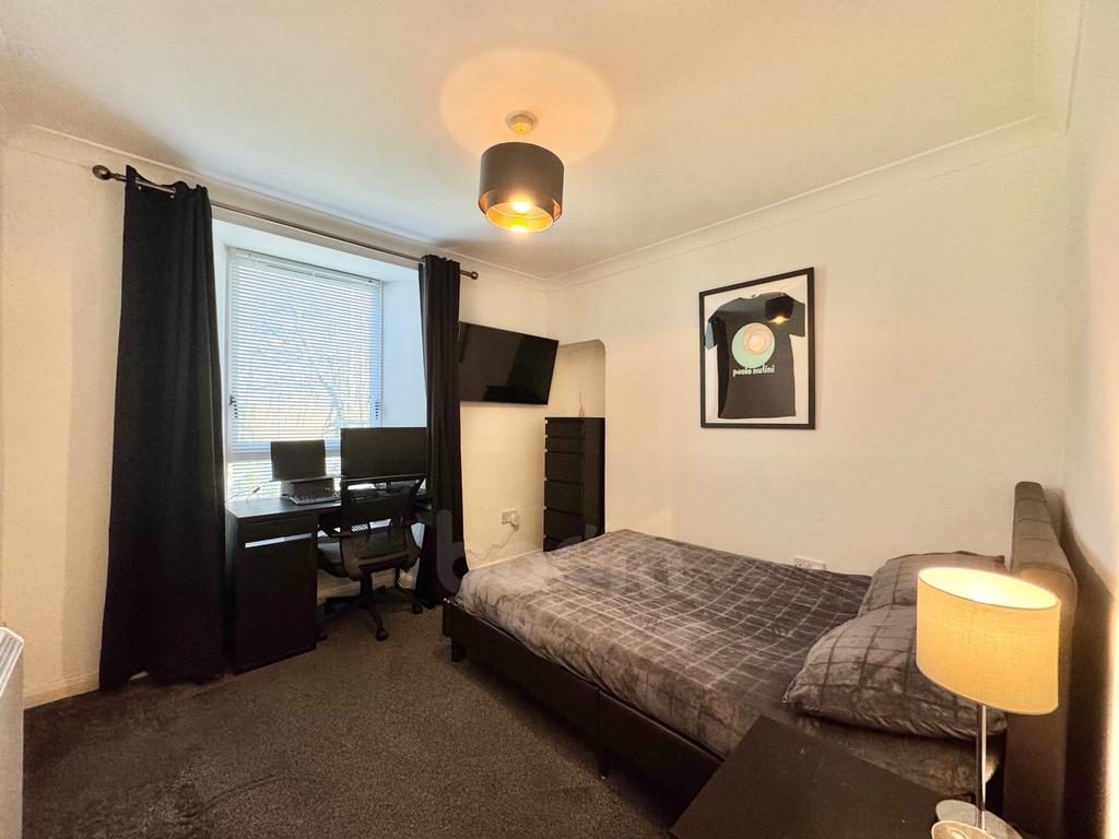Main Street, Glengarnock Bedroom